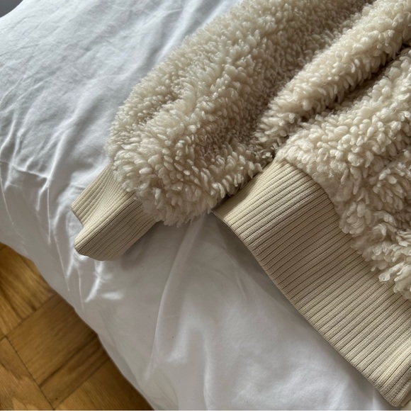 Zara Faux Fur Zip Up Bomber Jacket Ivory - Picture 6 of 7